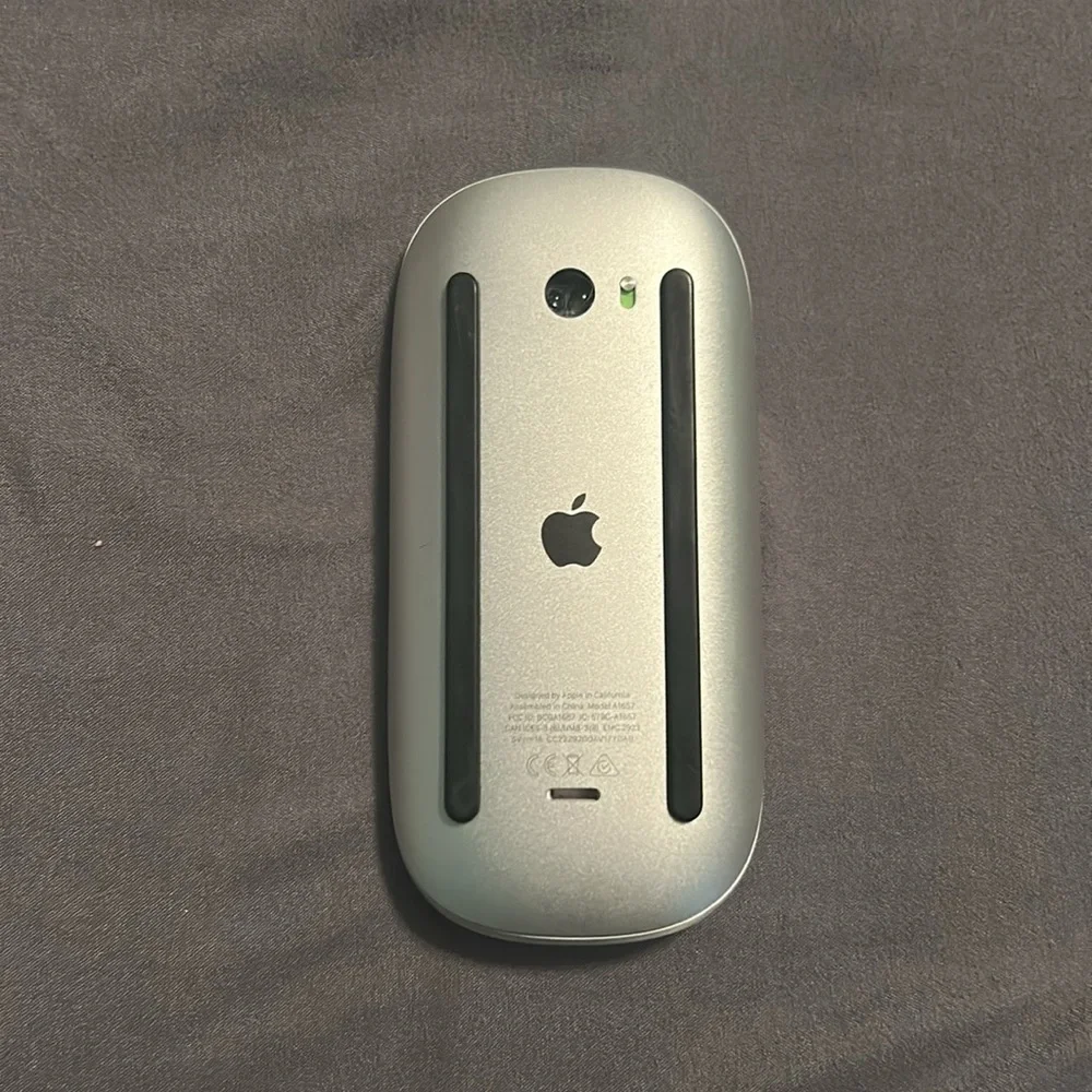 Apple Magic Mouse in White